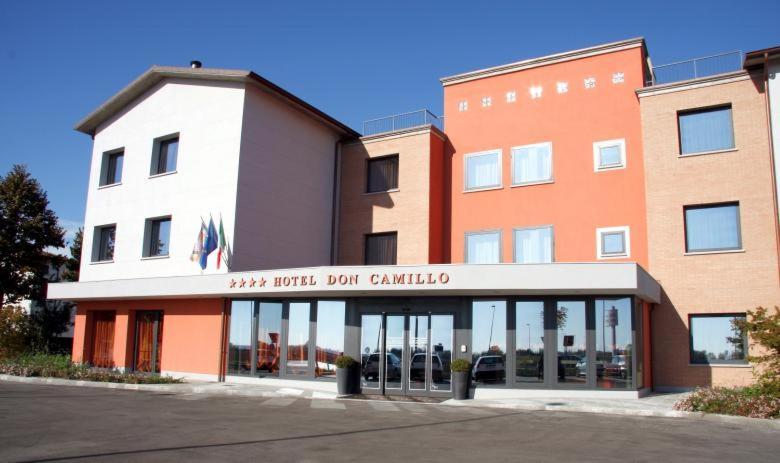 Hotel Don Camillo Brescello Ngoại thất bức ảnh