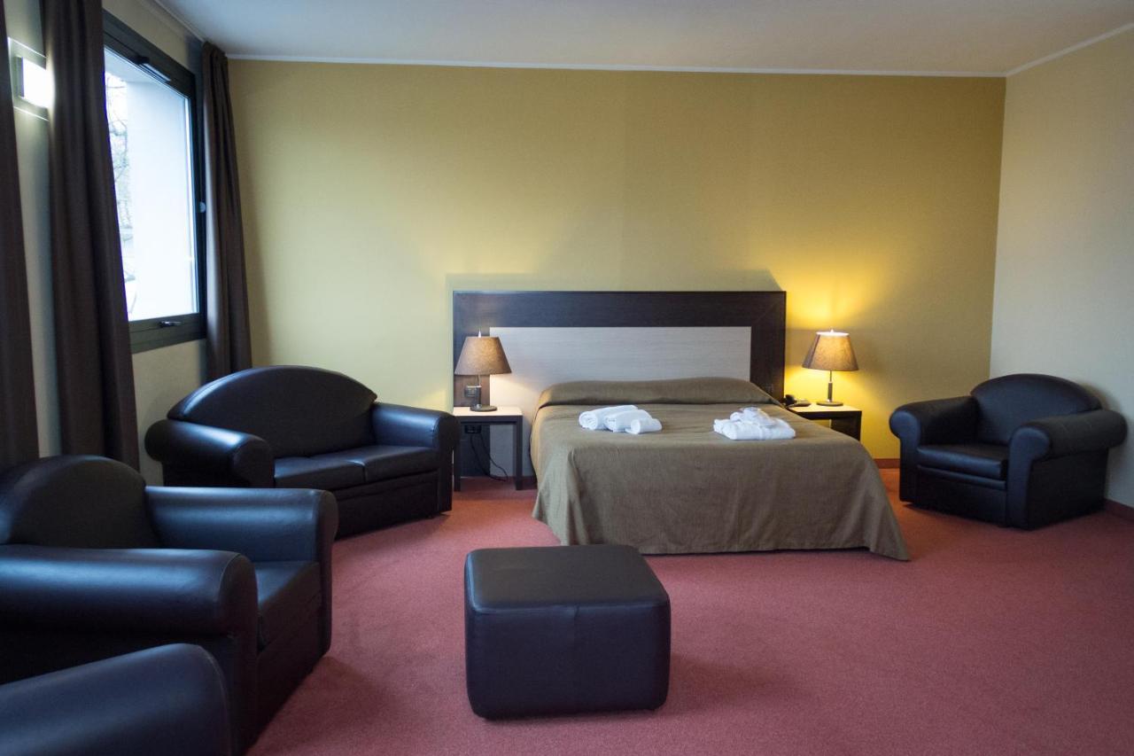 Hotel Don Camillo Brescello Ngoại thất bức ảnh