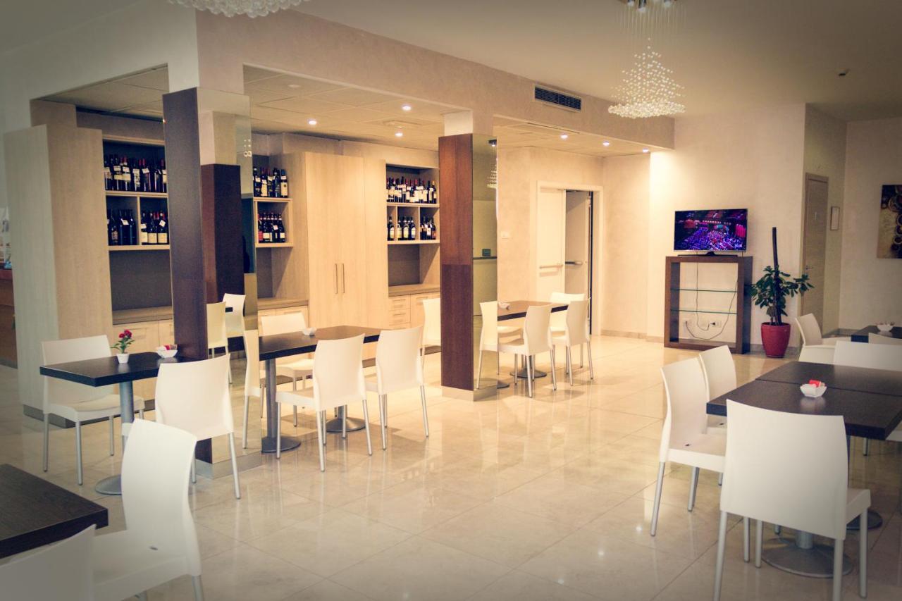 Hotel Don Camillo Brescello Ngoại thất bức ảnh